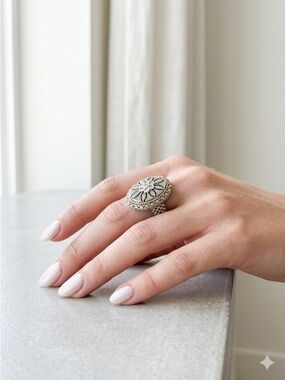 Andrea Candela (Birks) Silver & 18K Gold Filigree Diamond Oval Ring - Size 7